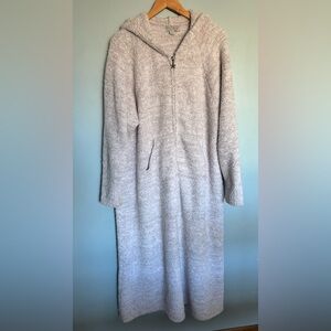 Barefoot Dreams Cozychic Half Zip Hooded Robe Size L/ XL oatmeal color soft